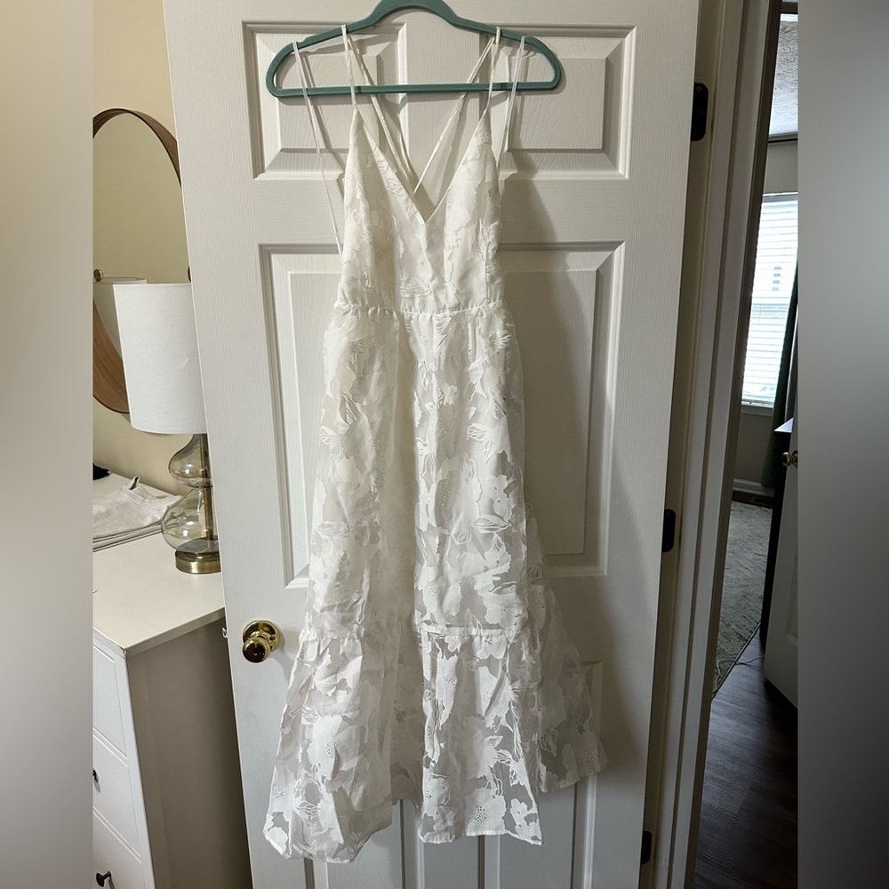 Feeling Like Forever White Jacquard Organza Lace-Up Midi Dress - Picture 3 of 8